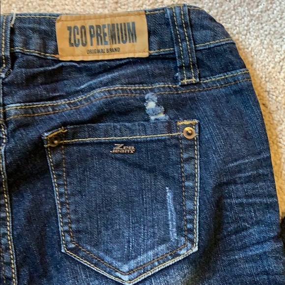 ZCO PREMIUM Jean Capri pants - Picture 3 of 8